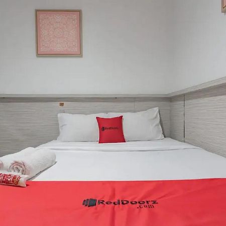 Reddoorz At Arwiga Hotel Near Rs Hasan Sadikin Μπαντούνγκ Εξωτερικό φωτογραφία