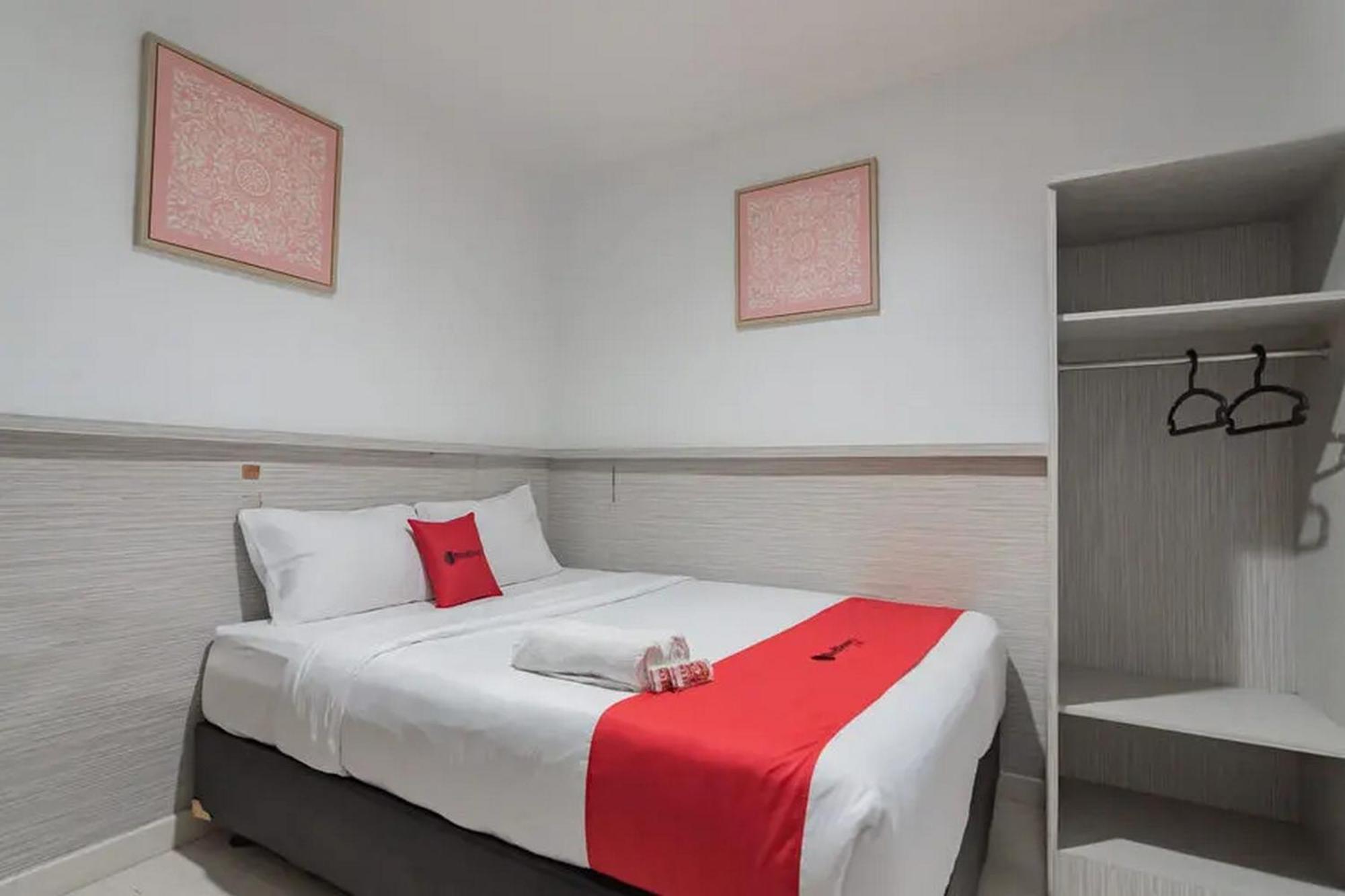 Reddoorz At Arwiga Hotel Near Rs Hasan Sadikin Μπαντούνγκ Εξωτερικό φωτογραφία