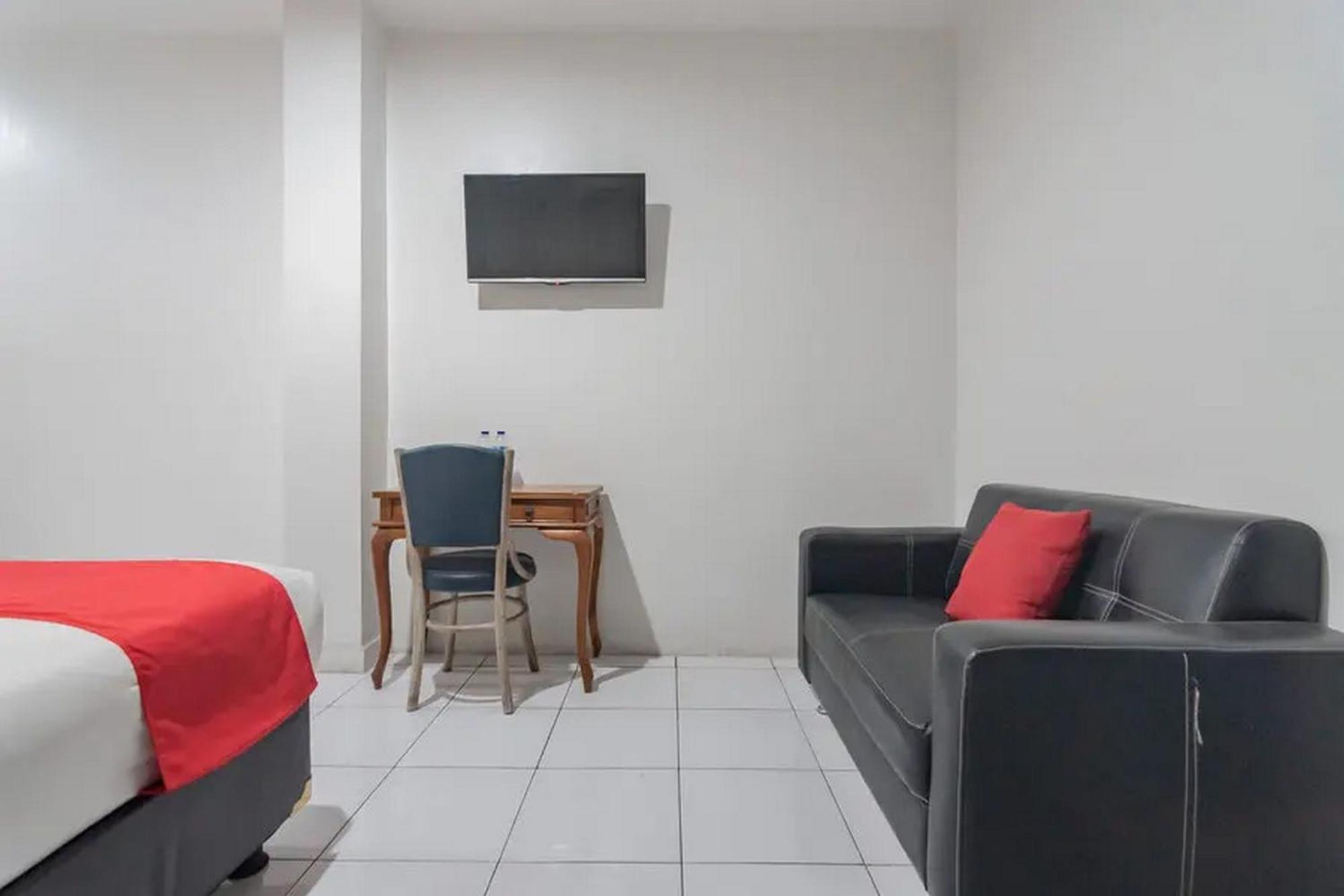 Reddoorz At Arwiga Hotel Near Rs Hasan Sadikin Μπαντούνγκ Εξωτερικό φωτογραφία