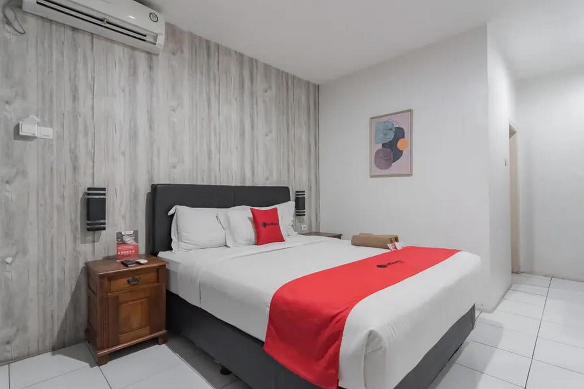 Reddoorz At Arwiga Hotel Near Rs Hasan Sadikin Μπαντούνγκ Εξωτερικό φωτογραφία