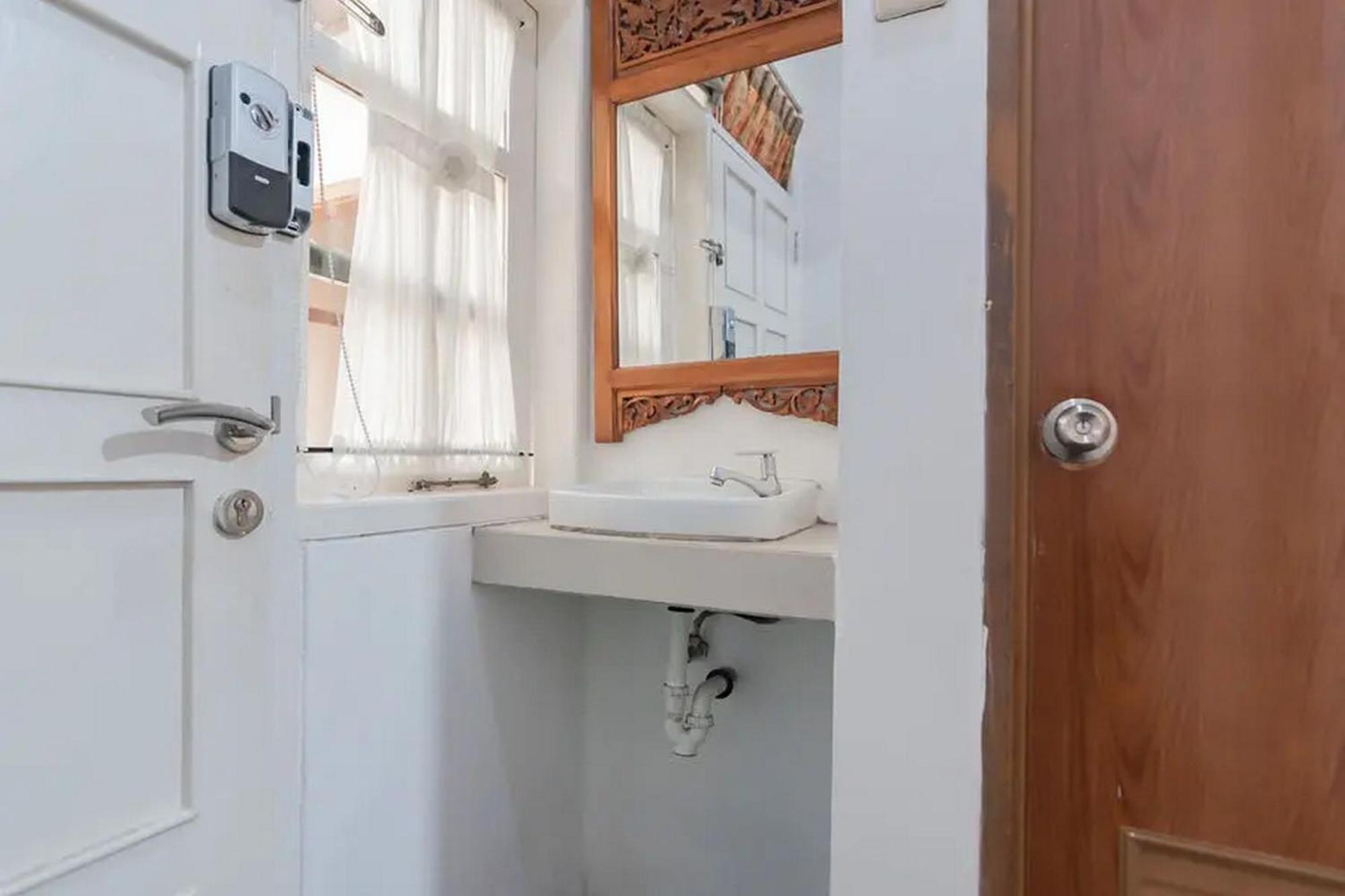 Reddoorz At Arwiga Hotel Near Rs Hasan Sadikin Μπαντούνγκ Εξωτερικό φωτογραφία