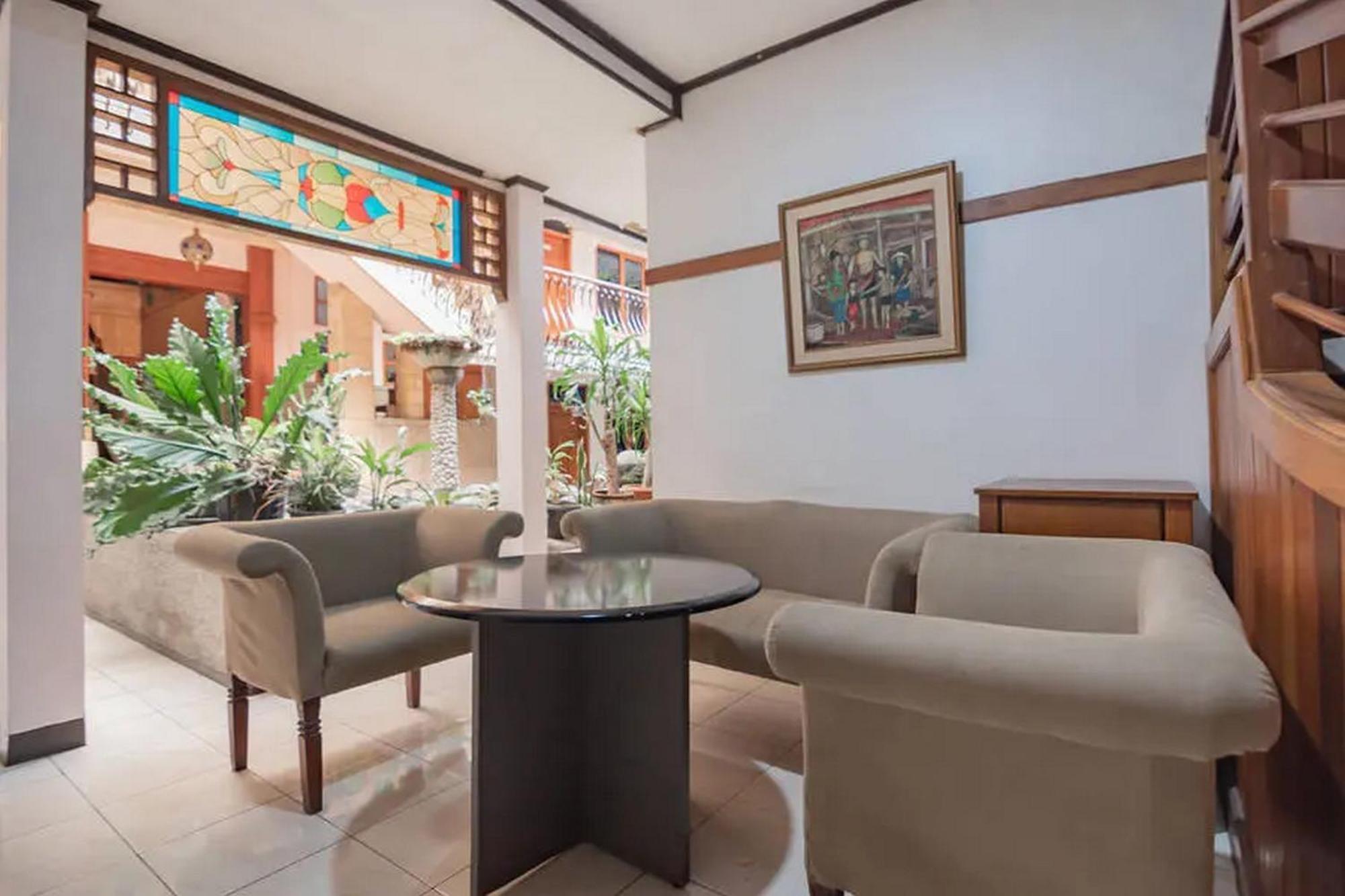 Reddoorz At Arwiga Hotel Near Rs Hasan Sadikin Μπαντούνγκ Εξωτερικό φωτογραφία