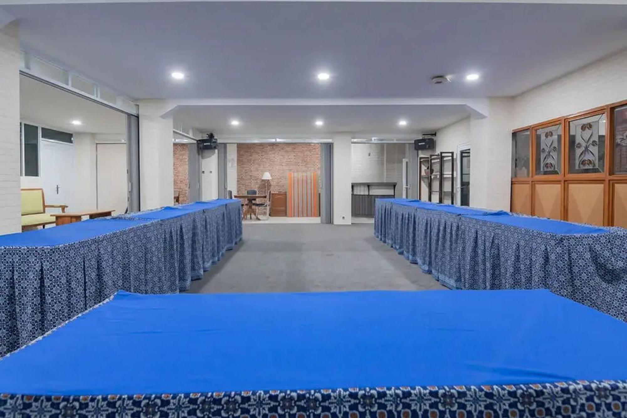Reddoorz At Arwiga Hotel Near Rs Hasan Sadikin Μπαντούνγκ Εξωτερικό φωτογραφία